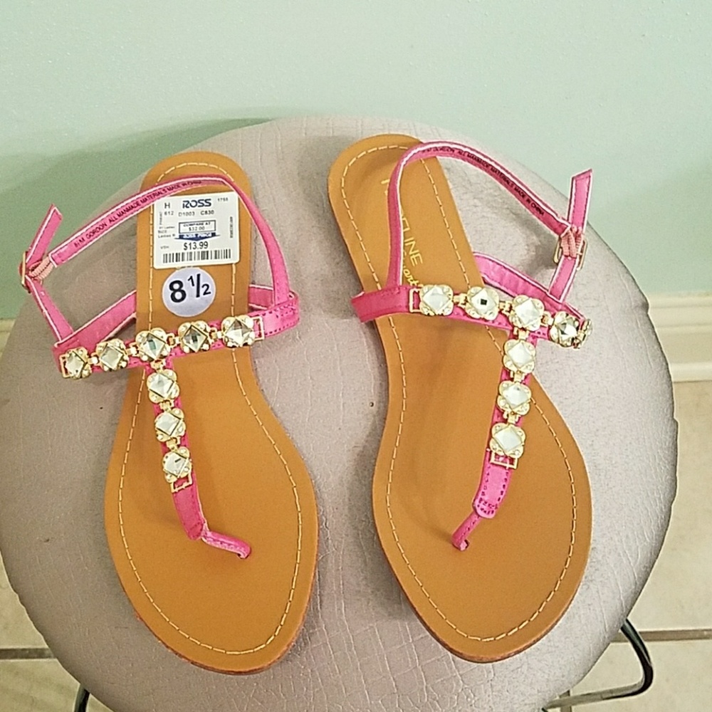Pink sandals - Picture 2 of 6